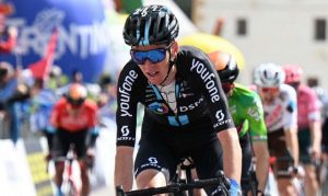 romain-bardet-tour-des-alpes